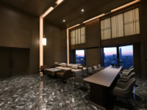 Zhongjie Central Hotel (Shenyang Zhongjie & Forbidden City Joy City Location) Hotels near Zhongjie Street