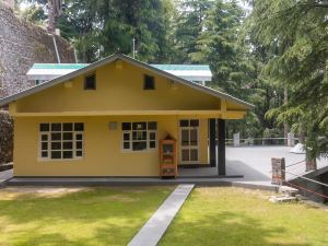 BluSalzz Villas - the Pine Tree, Dalhousie - Himachal Pradesh