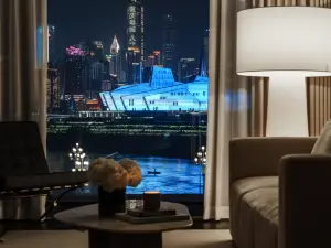 THELILY Designer Hotel (Chongqing Changjiahui Store)