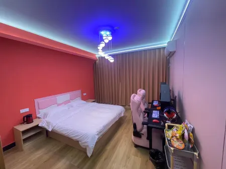 Fengxian Hongru Hotel