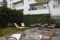 Aparthotel Adagio Paris Buttes-Chaumont Hôtels à : Paris