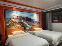 โรงแรมฮัวเจิ้น - ที่มีที่จอดรถ