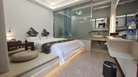 Lufeng Heijing Hengyu Business Hotel Отели рядом с достопримечательностью «Heijing Passenger Transport Terminal»