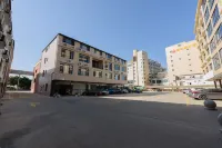 Dolphin Bay Hotel