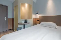 100 Inn Hotels near Tongji University South Campus Gymnasium