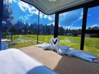 Flower Hotel - Romantic