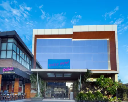 Triizz Hotel Semarang Hotels in Gayamsari