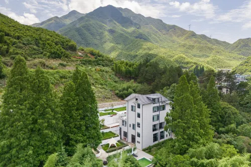 Cloud Summer Blossom - 180° Mountain Stream Retreat - Starry Pool Villa Resort