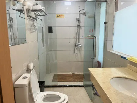 Mingyue Exquisite Hotel (Ganzi Airport Avenue Branch)