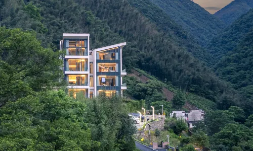 Youtan Valley·Luming Valley Hot Spring Holiday B&B (Huangshan Tangkou South Gate)