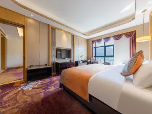 Four Seasons Garden Hotel