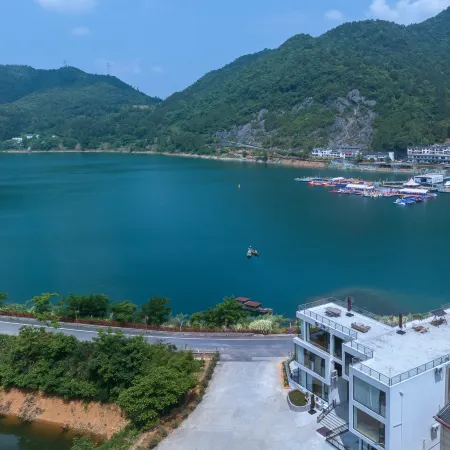 Renli Baijiajia Homestay