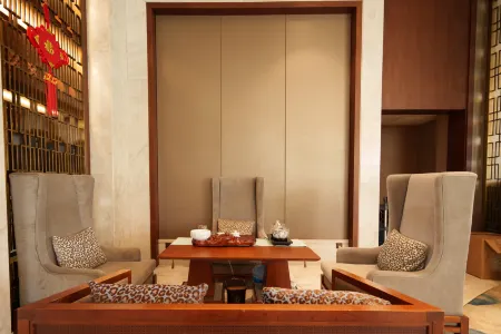 Kailong Holiday Hotel Отели в г. Лунлинь