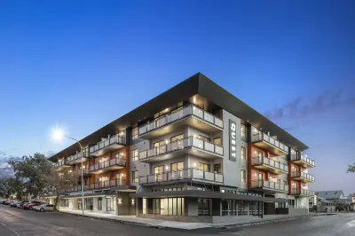 Quest Orange Hotels near CHAPMANS Guitars and Music