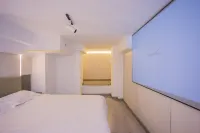 Xingchen Wanxiang E-Sports Hotel (Linyi China Resources Center Wanxianghui)