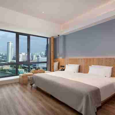 28度·泉酒店（瀘州萬象滙西南醫科大學附屬中醫醫院店） Rooms