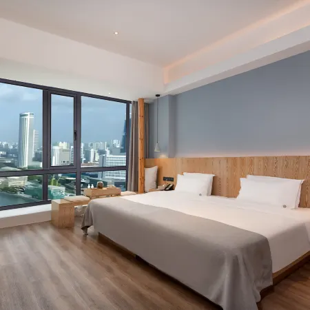 28 Degree Quan Hotel (Zhangzhou High-speed Railway Station Southwest Medical University Branch) فنادق في لوجَو