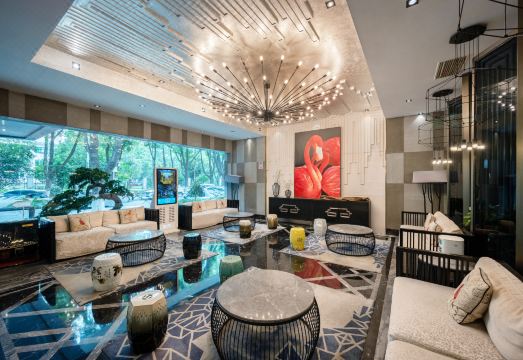 위에 호텔 로비