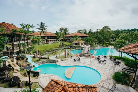 Sebana Cove Resort Отели рядом с достопримечательностью «Pantai Tanjung Sepang»