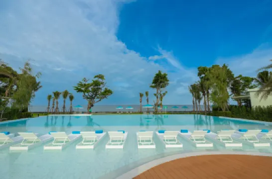 Aviyana Hua Hin Hotels near Naresuan Camp