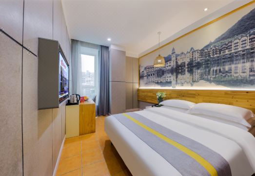 호텔 시설 상세