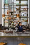 Hotel de Hallen - bar