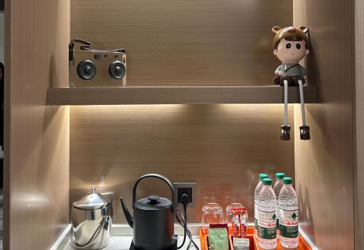 5. 르자오 바이티 ..