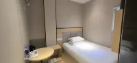 shenzhujiudian (Shanghai Changhai Hospital Xiangyin Road Subway Station Branch) Hotel berhampiran Songtao Yougu