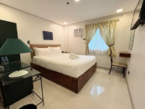 Belltower CSheLi Suites Bantay - Vigan Hotels in Bantay