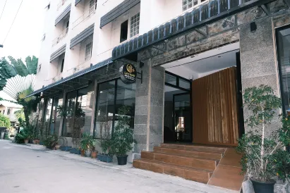 Luna Hotel