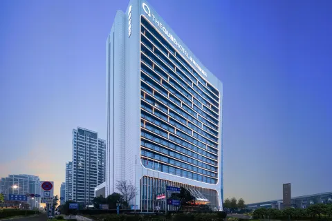 The Qube Hotel