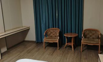 Yesheng Hotel