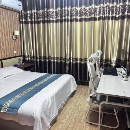 Mengsiyuan Electric Sports Hotel