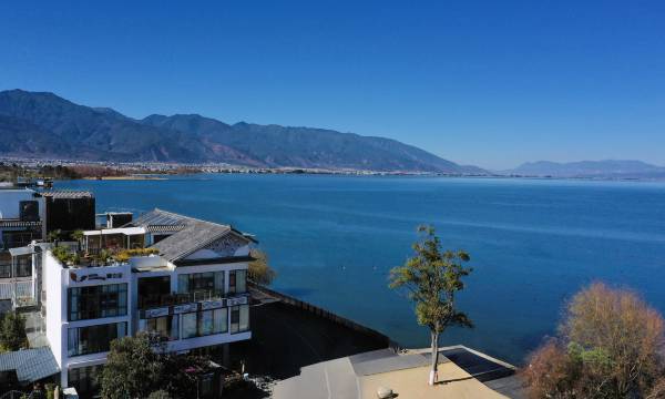 Luyinquan·Dali Yunshui Xiaozhu Seaview Resort Hotel