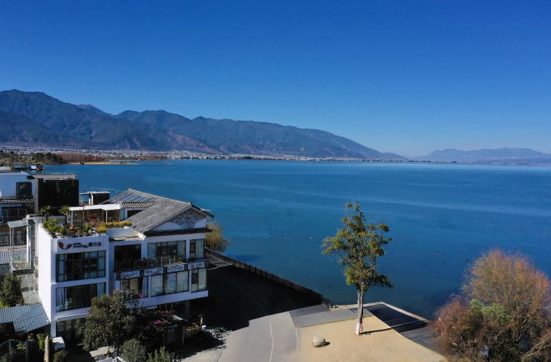 Luyinquan·Dali Yunshui Xiaozhu Seaview Resort Hotel