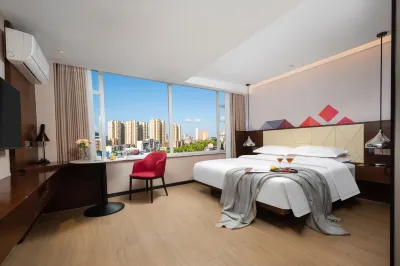 Haotai Hotel (Jingzhou Beijing Road Wushang Supermarket) Отели рядом с достопримечательностью «Батта Хуан»