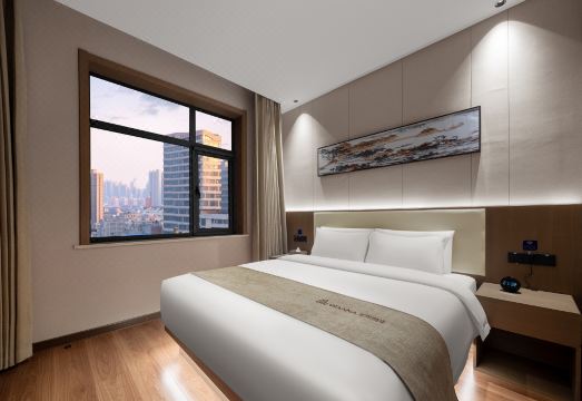 Xingyang Hotel Location