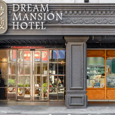 Dream Mansion Hotel Hotels near Xitun District