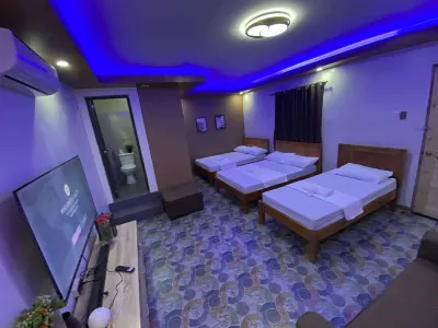Mom's Shie Restaurant and Apartelle Hotels in der Nähe von Sacred Heart School
