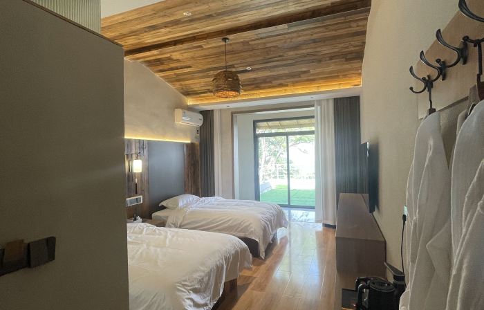 Weihui Huaqigu Homestay