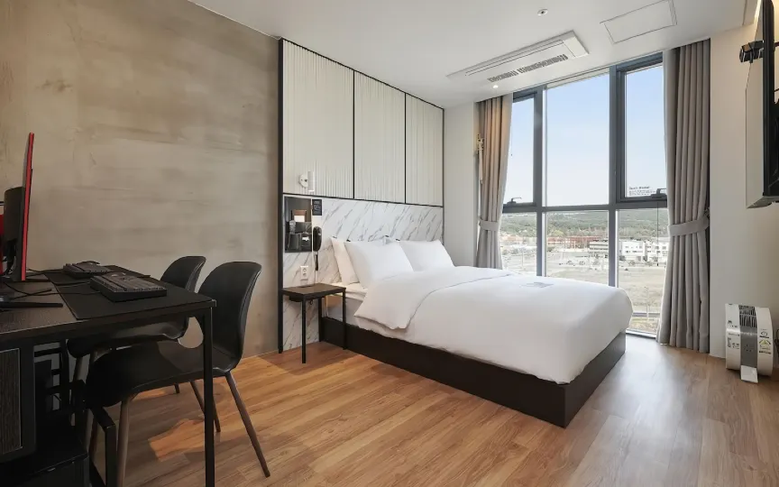 Dongtan Station Just Sleep Hotel