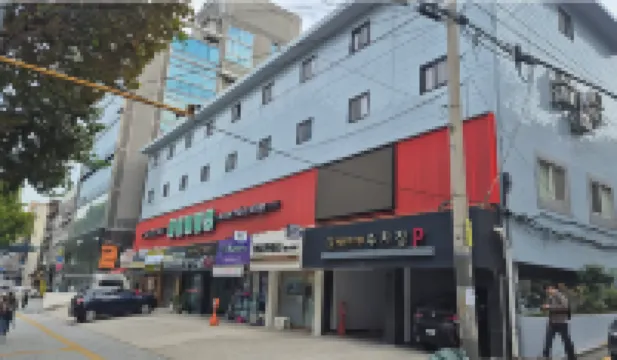 กังนัม เซเว่น โฮสเทล โรงแรมใกล้ซอโช