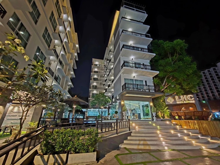 รูปภาพของแอลเอชซี โฮเทล แอนด์ รีสอร์ต