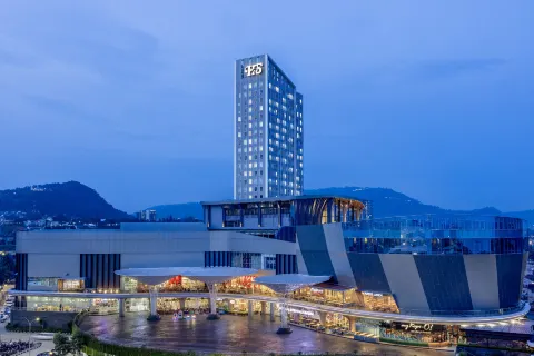 Hotel Santika Premiere Lampung
