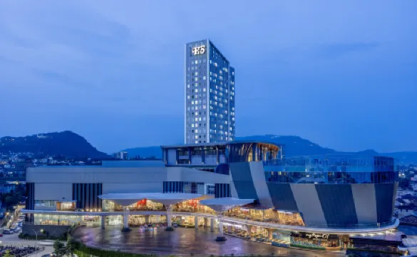 Hotel Santika Premiere Lampung Отели в г. Бандар-Лампунг