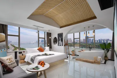 Manjiang Light Luxury Hotel Hotel a 