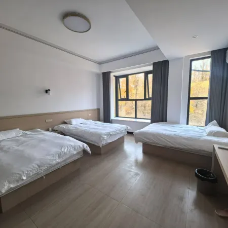 Lushui Qingshan Hot Springs Homestay