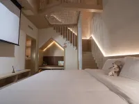 dobmbo Hotels in Changning
