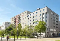B&B Hotel Saint-Quentin-en-Yvelines Centre Gare 4 étoiles Hotels in Voisins-le-Bretonneux