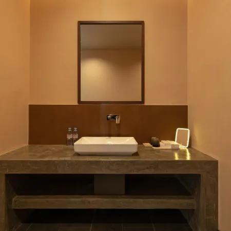 Seventeen Hotel . Meili